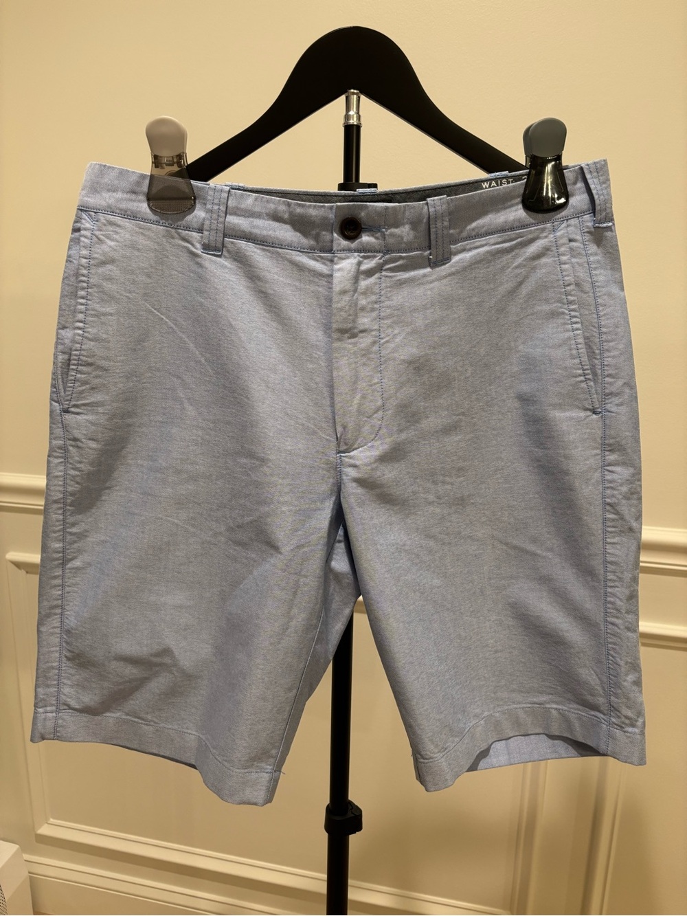 JCREW Men's Light Blue Casual Shorts, SIZE 33, 10.5” Inseam, 100% Cotton
